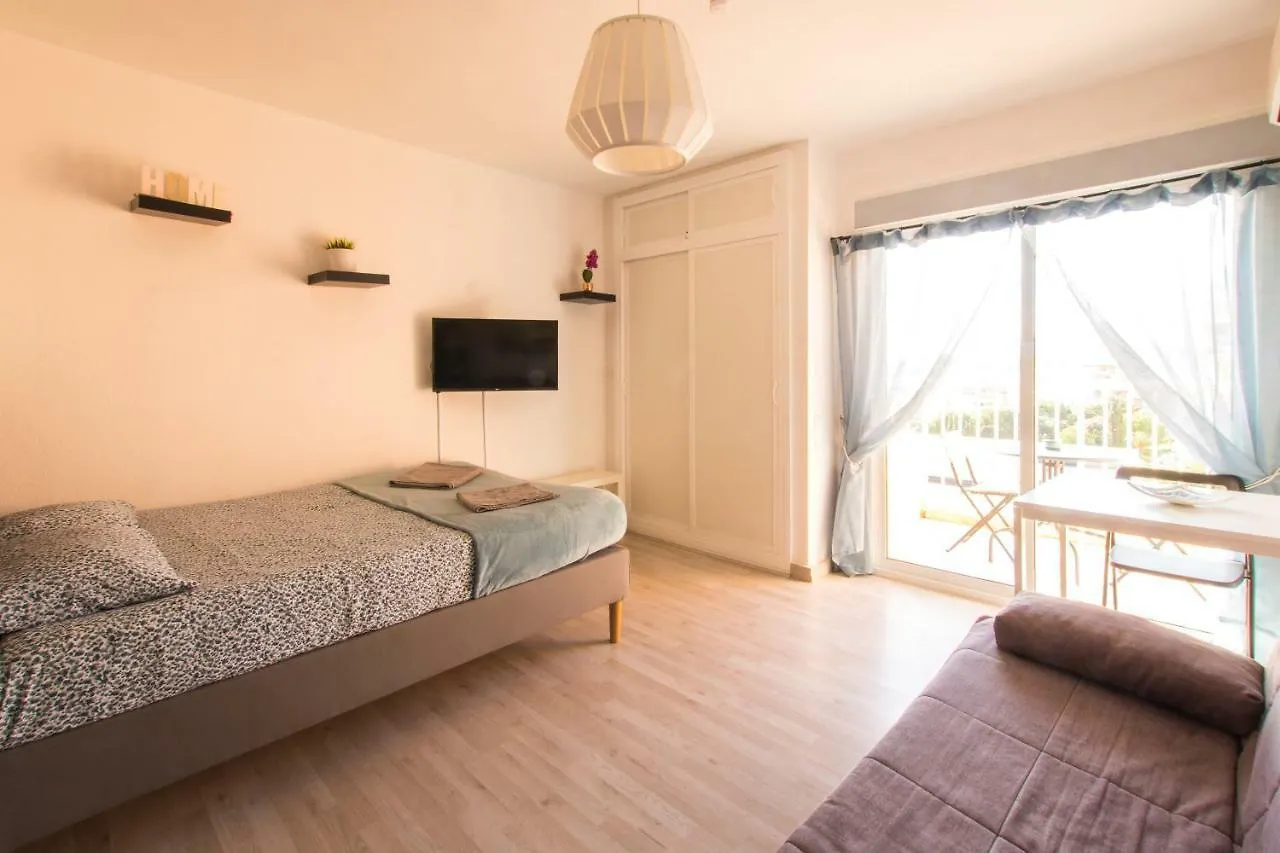 Cosy Studio In Benalmadena Costa Del Sol contacts